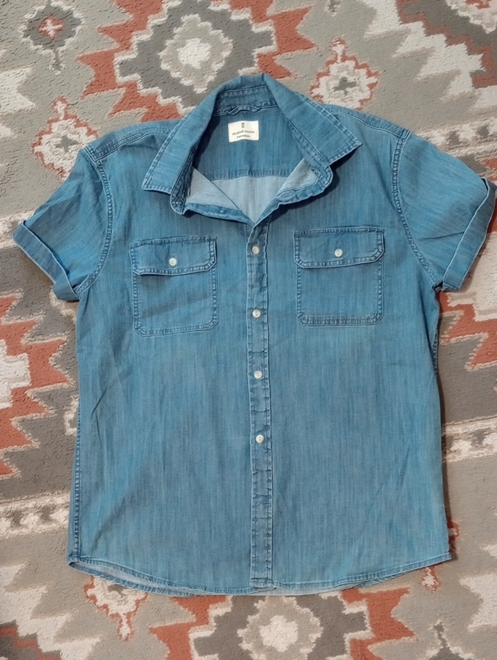 Light Chambray Short-Sleeve Button-Down Shirt